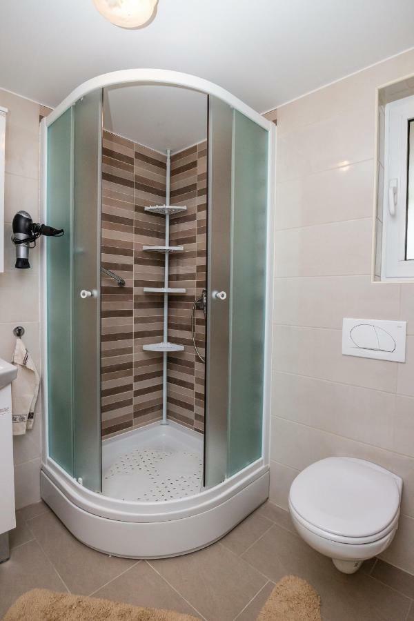 לובראן Apartment Nada Medveja מראה חיצוני תמונה