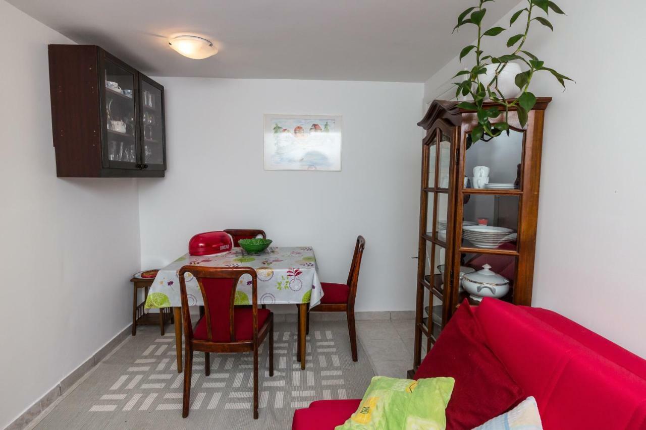 לובראן Apartment Nada Medveja מראה חיצוני תמונה