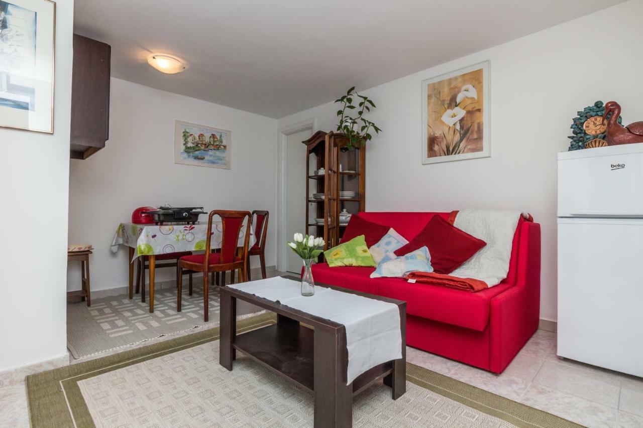 לובראן Apartment Nada Medveja מראה חיצוני תמונה